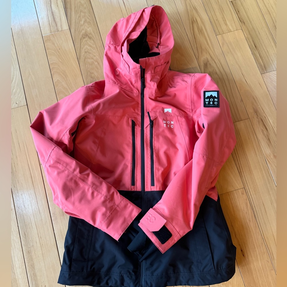 Women’s Montec Moss Ski/Snowboard Jacket Size Small - Black/Coral